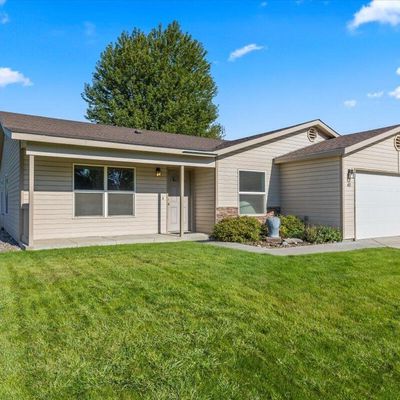 405 Virginia Ct, Zillah, WA 98953