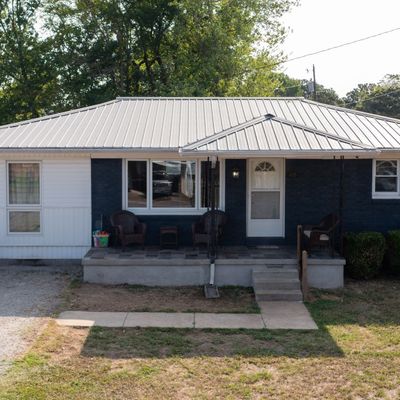 409 Collins St, Hohenwald, TN 38462