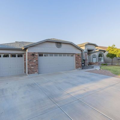 4150 E Meadow Land Dr, San Tan Valley, AZ 85140