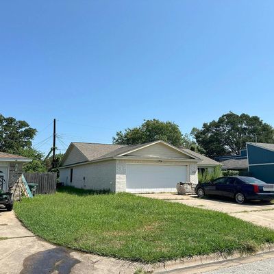 4203 Cheyenne Cir, Bryan, TX 77802