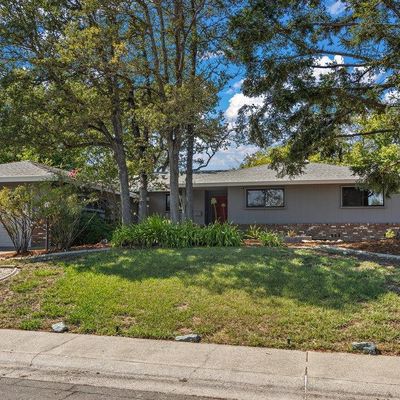 4221 Stollwood Dr, Carmichael, CA 95608