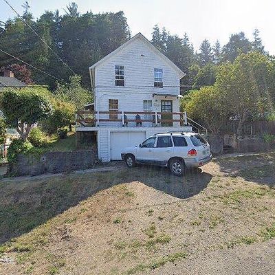 435 Front St, Gardiner, OR 97441