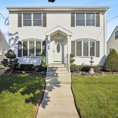 438 Fernwood Ter, Linden, NJ 07036