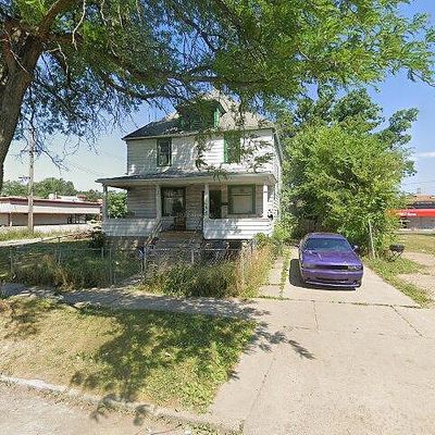 44 Hill St, Highland Park, MI 48203