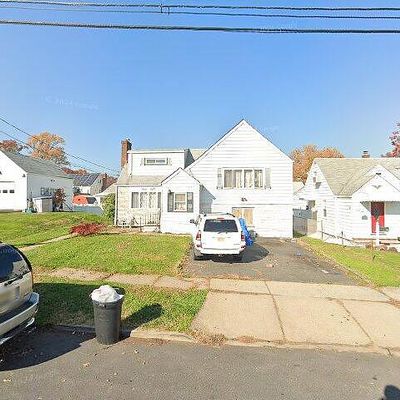 38 Rollins Ave, Clifton, NJ 07011