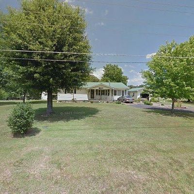 3865 Clifton Rd, Savannah, TN 38372