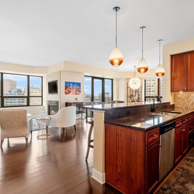 500 E Grant St #2010, Minneapolis, MN 55404