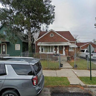 5110 Eldridge St, Hamtramck, MI 48212