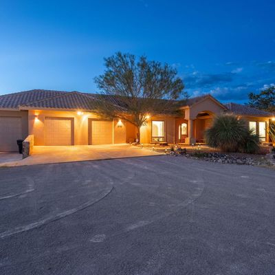 5118 Silver King Rd, Las Cruces, NM 88011