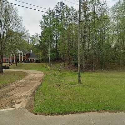 520 Megan Ln, Columbus, MS 39705