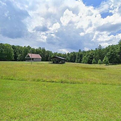 525 Bear Hollow Rd, Oneida, TN 37841