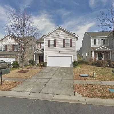 536 Knothole Ln, Charlotte, NC 28214