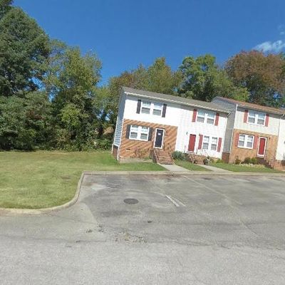 539 Westminister Ln, Salem, VA 24153