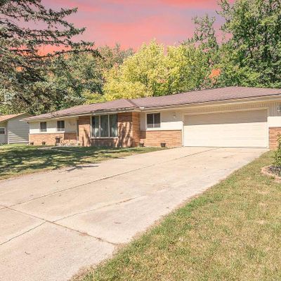 5392 W Fairy Chasm Rd, Milwaukee, WI 53223