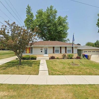 5516 58 Th St, Kenosha, WI 53144