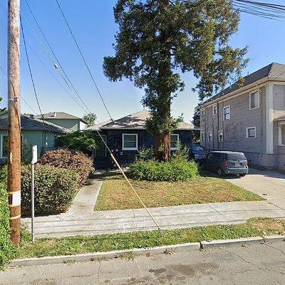 558 63 Rd St, Oakland, CA 94609