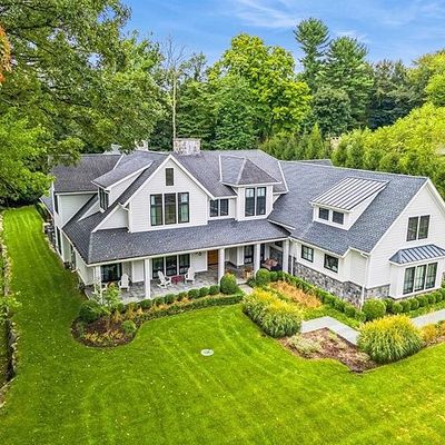 56 Dimmig Rd, Upper Saddle River, NJ 07458