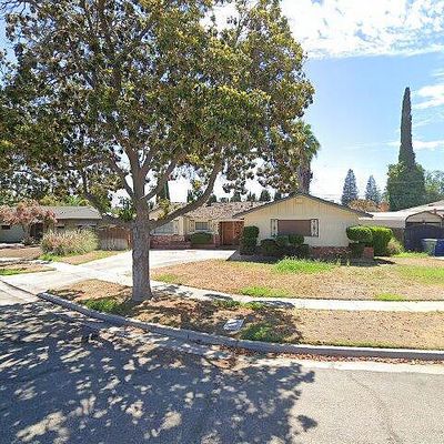 4628 N 6 Th St, Fresno, CA 93726