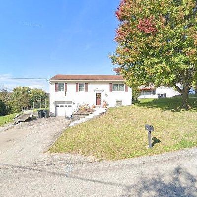 470 Butterfield Dr, Irwin, PA 15642