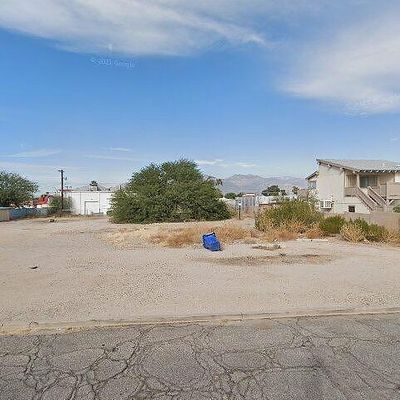 4743 E 1 St St, Tucson, AZ 85711