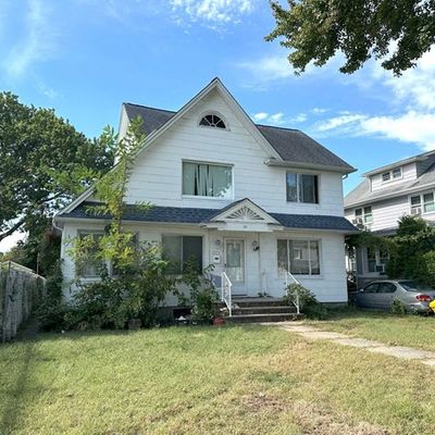 50 Amsterdam Ave, Teaneck, NJ 07666