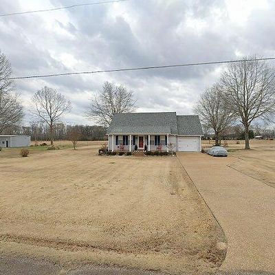 635 Perkins Rd, Adamsville, TN 38310