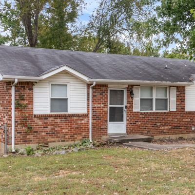 638 Woodhaven Dr, Clarksville, TN 37042