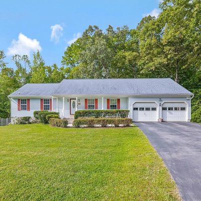 6395 Valyn Dr, Hughesville, MD 20637