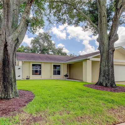 6854 Circlecreek Dr, Pinellas Park, FL 33781