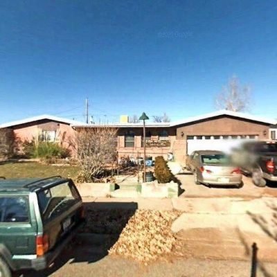 704 Austin Ave, Grants, NM 87020