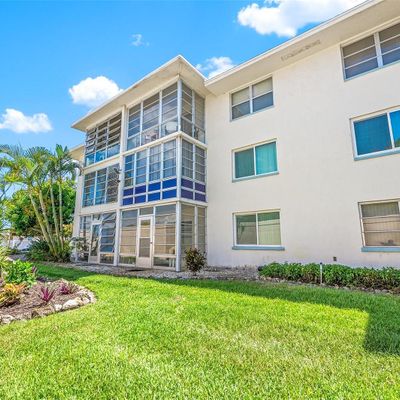 708 Tamiami Trl S, Venice, FL 34285