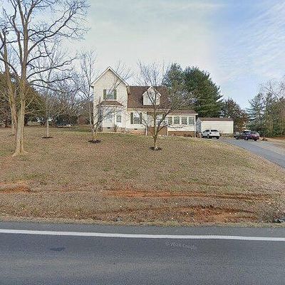 566 N 5 Th St, Shenandoah, VA 22849