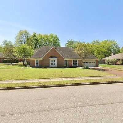 569 Autumn Run Dr, Collierville, TN 38017