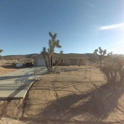 57765 Pueblo Trl, Yucca Valley, CA 92284