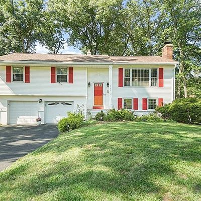 580 Hoover Ave, Township Of Washington, NJ 07676