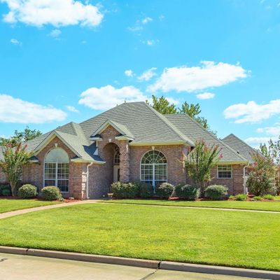 5805 Meadowland Dr, Texarkana, TX 75503