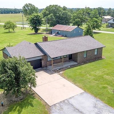 598 Brush Creek Rd, Springdale, AR 72762