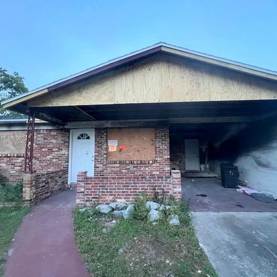 6067 Ricker Rd, Jacksonville, FL 32244