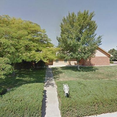 610 Canoncito Dr, Roswell, NM 88201