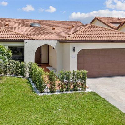 7851 Villa Nova Dr, Boca Raton, FL 33433