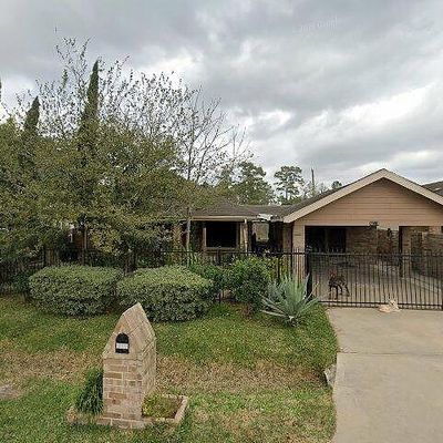 8015 Arrowrock Trl, Houston, TX 77050