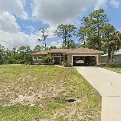 8030 Sandy Cir, Labelle, FL 33935