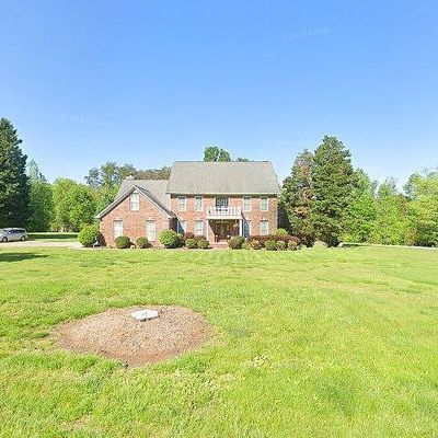 8103 Willow Glen Trl, Greensboro, NC 27455