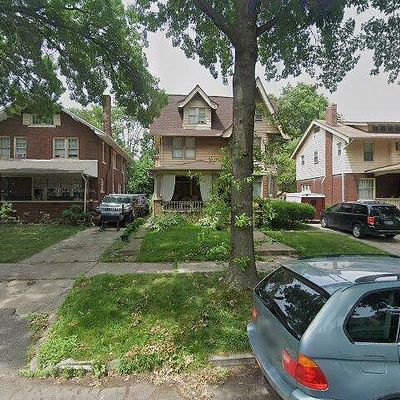 818 Longfellow St, Detroit, MI 48202