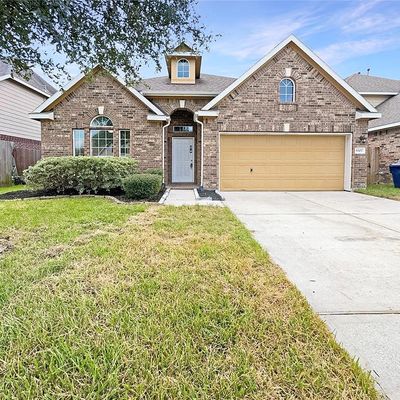 8307 Bay Oaks Dr, Baytown, TX 77523