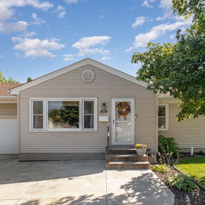 839 Spencer St S, Shakopee, MN 55379