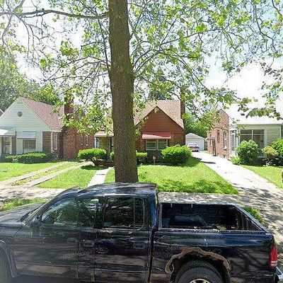 8499 Piedmont St, Detroit, MI 48228