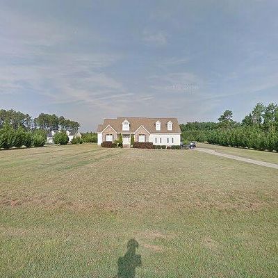 8596 Forest Cove Rd, Elm City, NC 27822