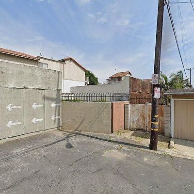 867 Cinnamon Ln, Duarte, CA 91010