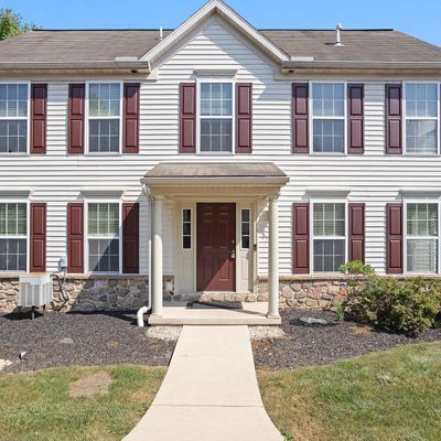 720 E Newport Rd, Lititz, PA 17543